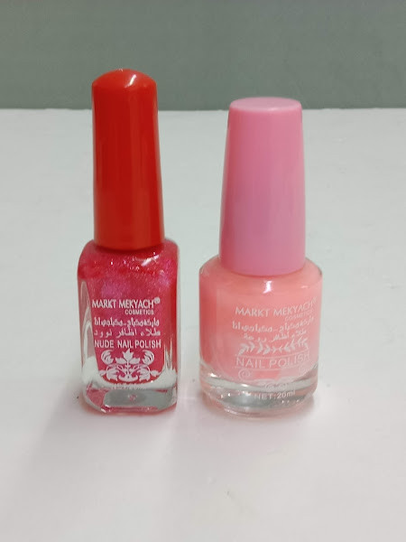 NAIL POLISH